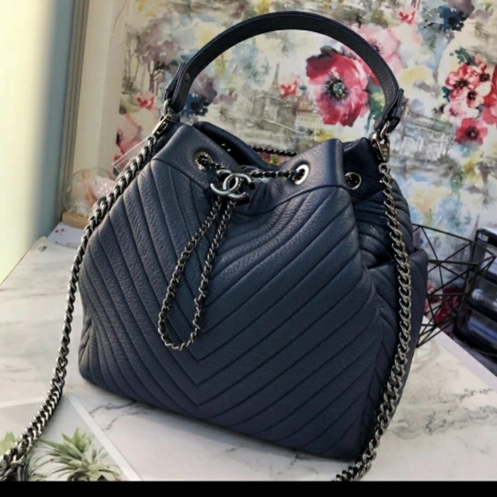 Chanel deerskin Chevron bucket bag